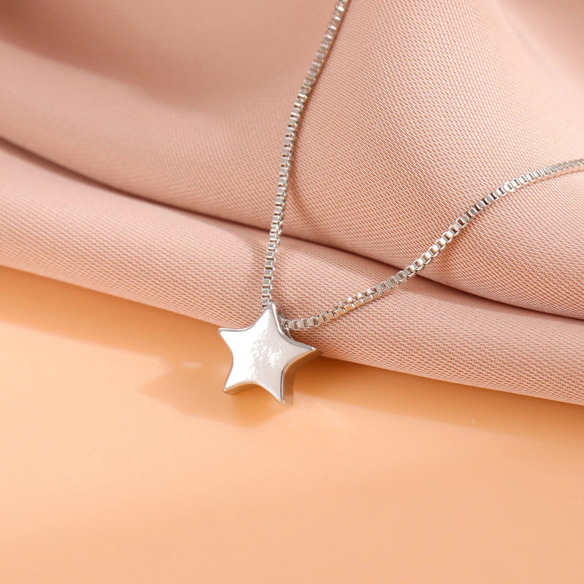 Stella Silver Necklace